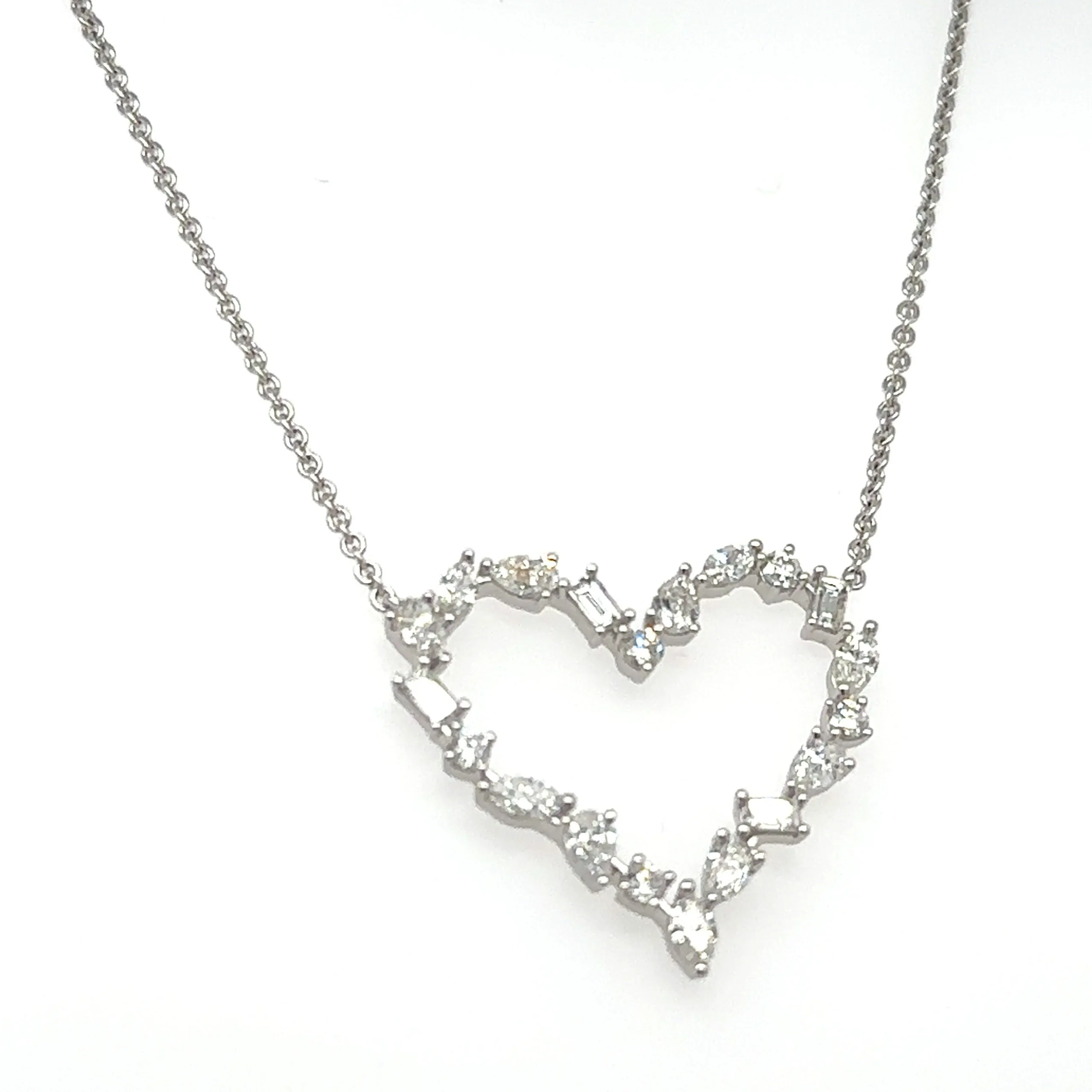 1.32ct tw Diamond Mixed Shaped Heart Necklace
