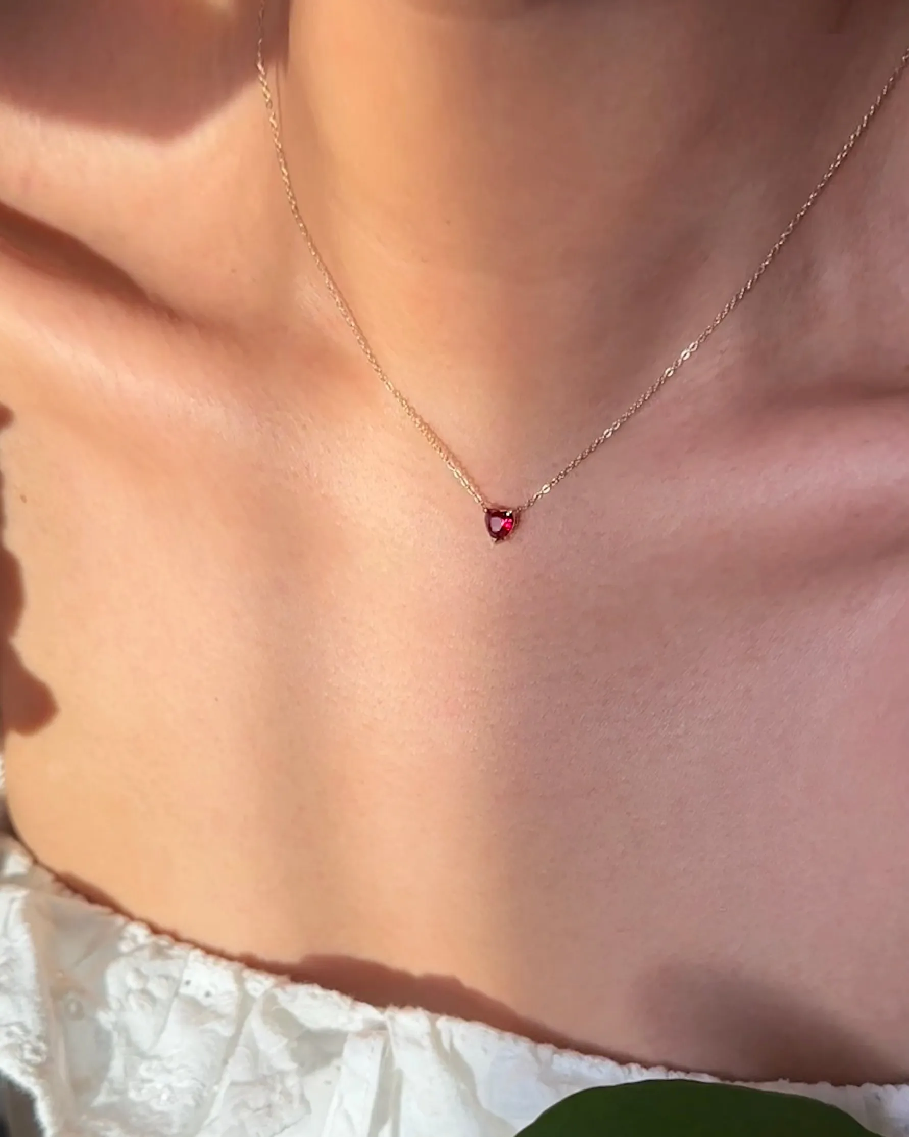 14k Gold Heart Shaped Garnet Necklace 
