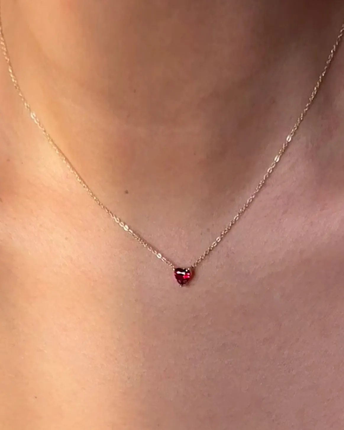 14k Gold Heart Shaped Garnet Necklace 