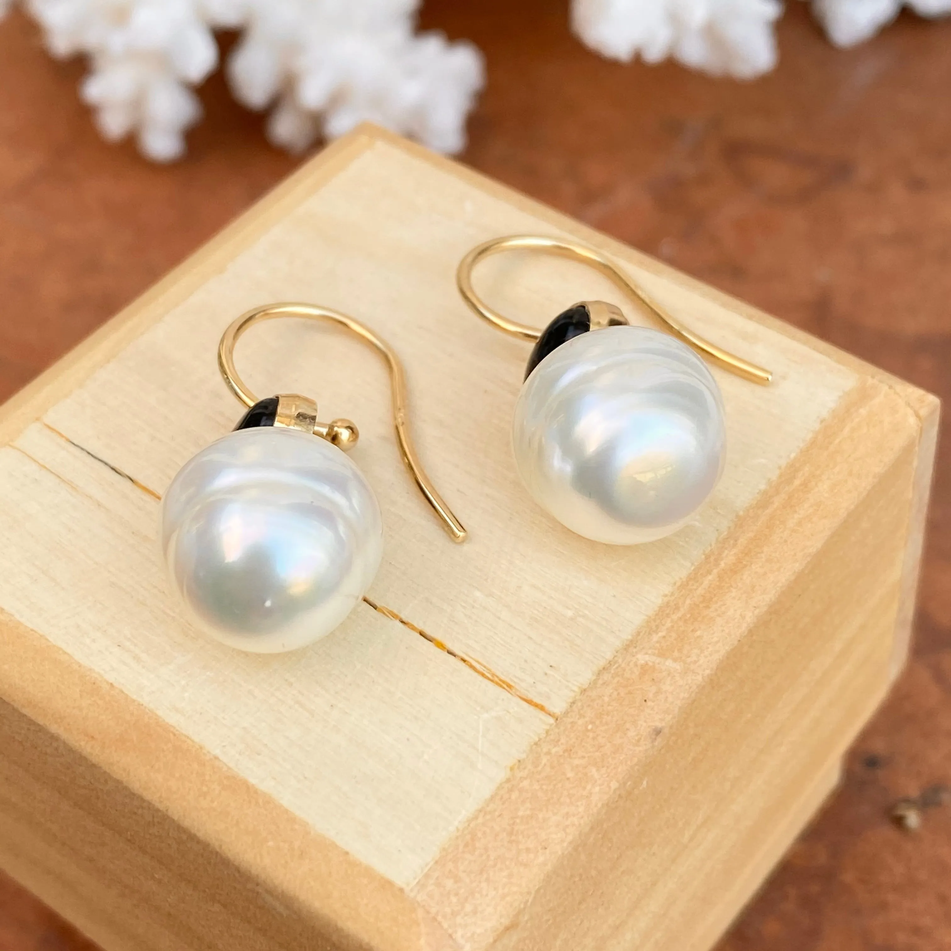 14KT Yellow Gold Black Onyx   11mm Paspaley South Sea Pearl Shepherd Hook Earrings