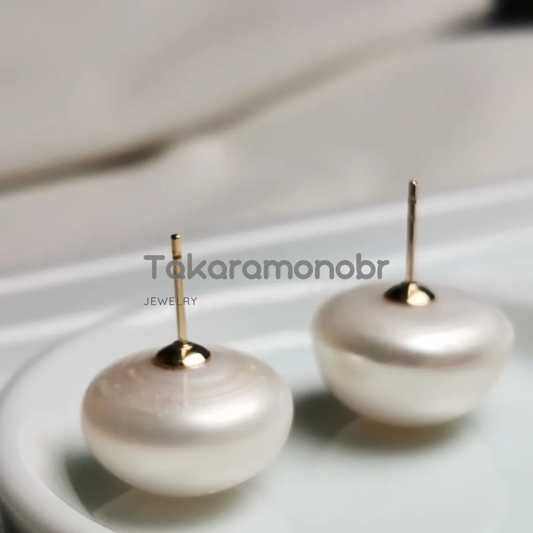15.0-16.0 mm White Button Freshwater Pearl Earrings