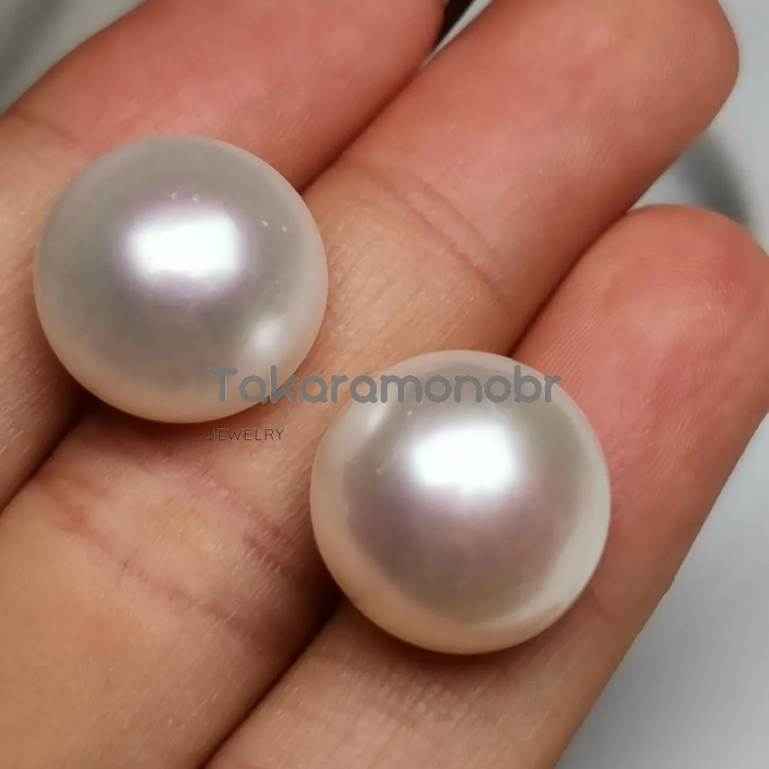 15.0-16.0 mm White Button Freshwater Pearl Earrings