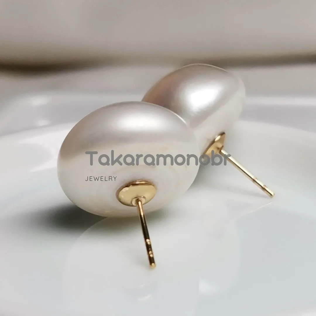 15.0-16.0 mm White Button Freshwater Pearl Earrings