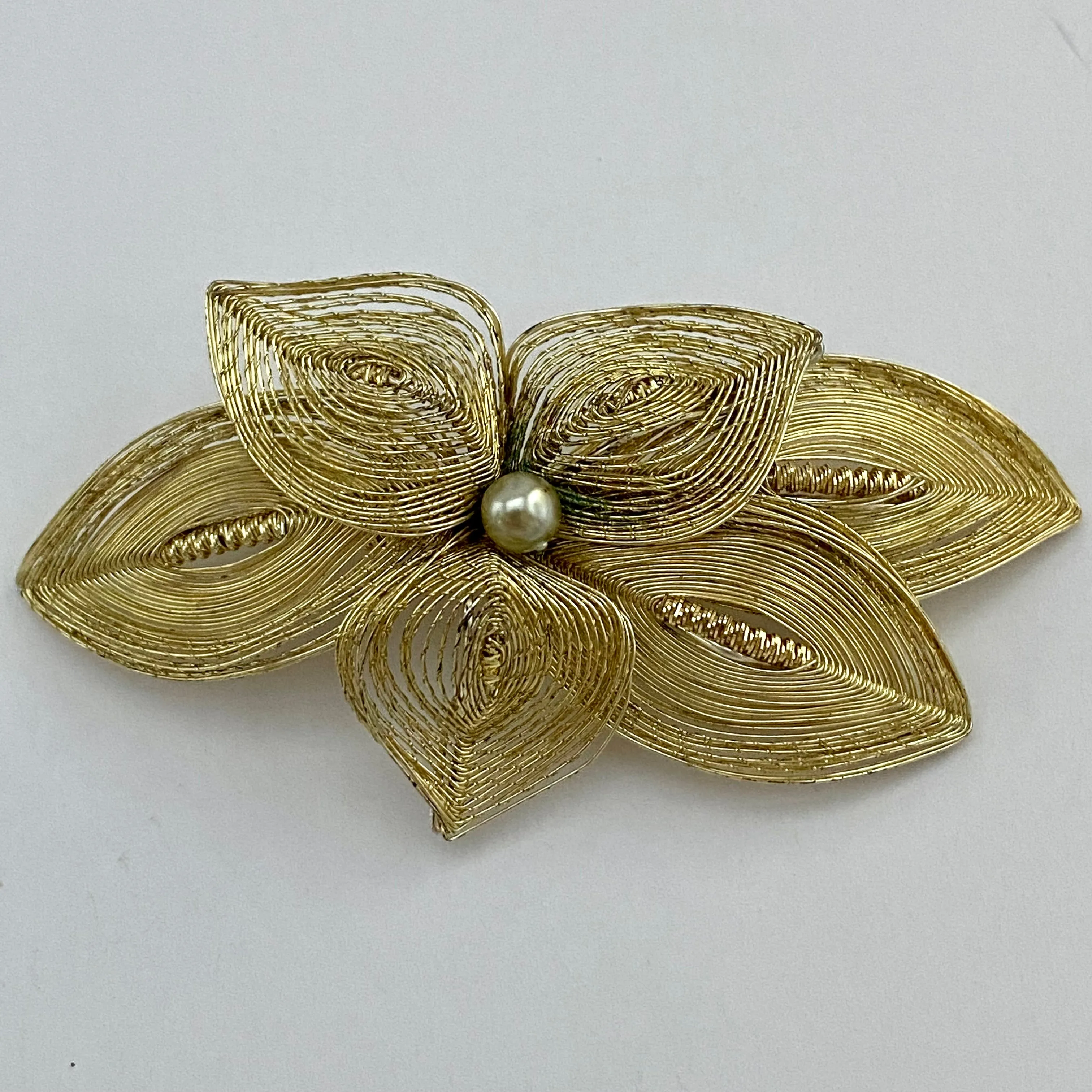 1950s Germany Gold-Tone Spun Wire Brooch & Earrings Set