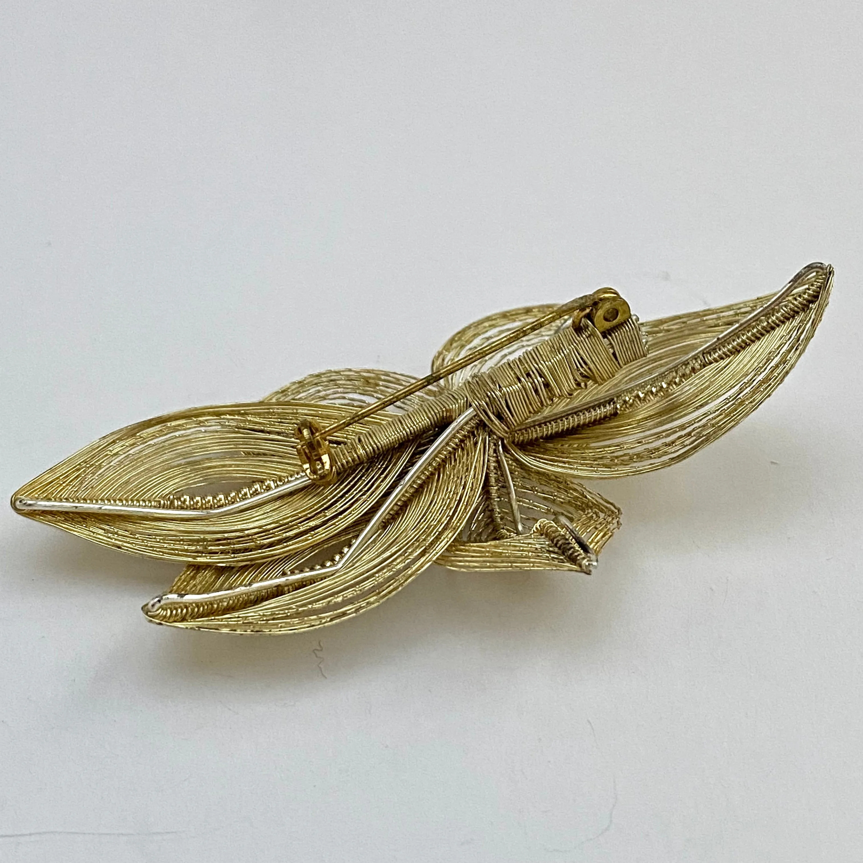 1950s Germany Gold-Tone Spun Wire Brooch & Earrings Set