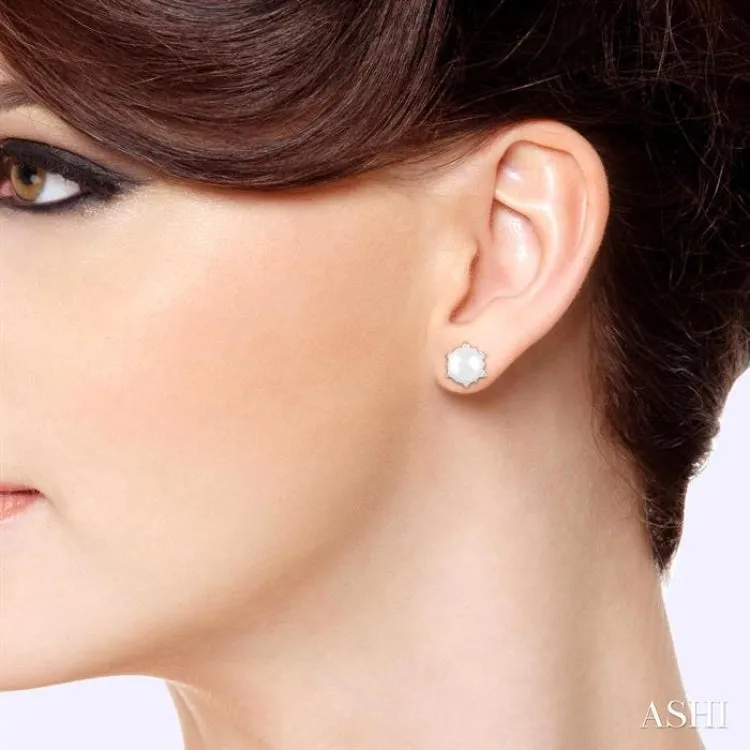 5.50 MM Round Shape Cultured Pearl and 1/6 ctw Petite Round Cut Diamond Fashion Stud Earring in 10K Yellow Gold