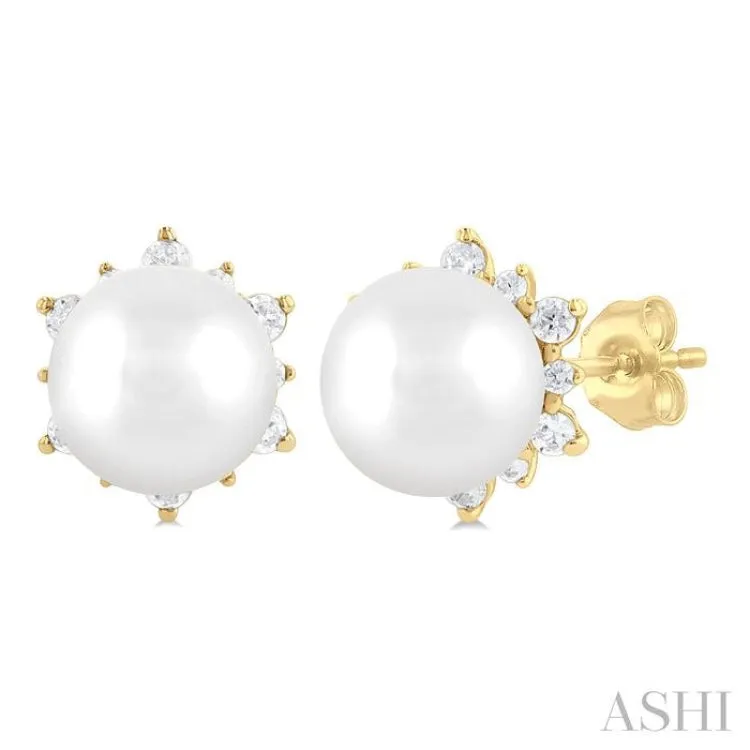 5.50 MM Round Shape Cultured Pearl and 1/6 ctw Petite Round Cut Diamond Fashion Stud Earring in 10K Yellow Gold