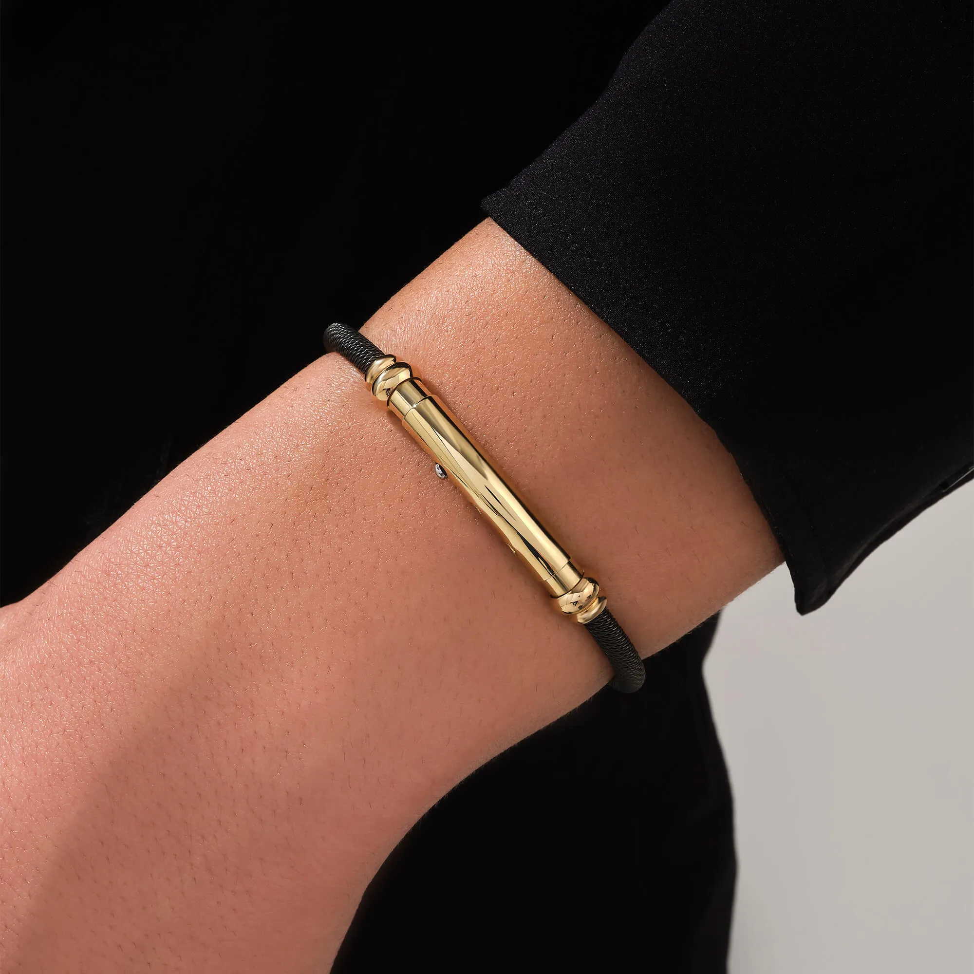 Adjustable Signature Bangle Bracelet in Gold