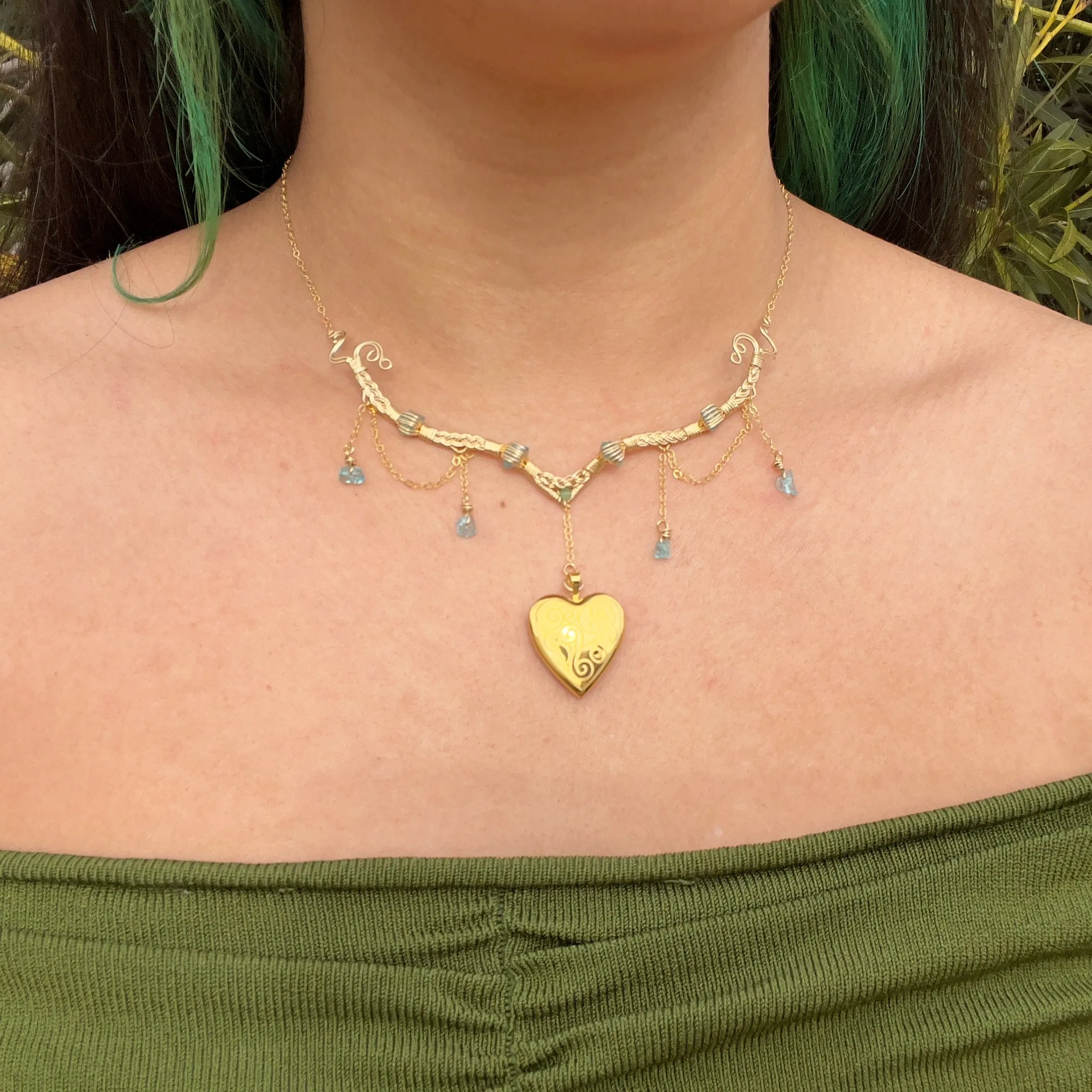 Astraea Lovers Locket Blue Apatite 14KGF ✵