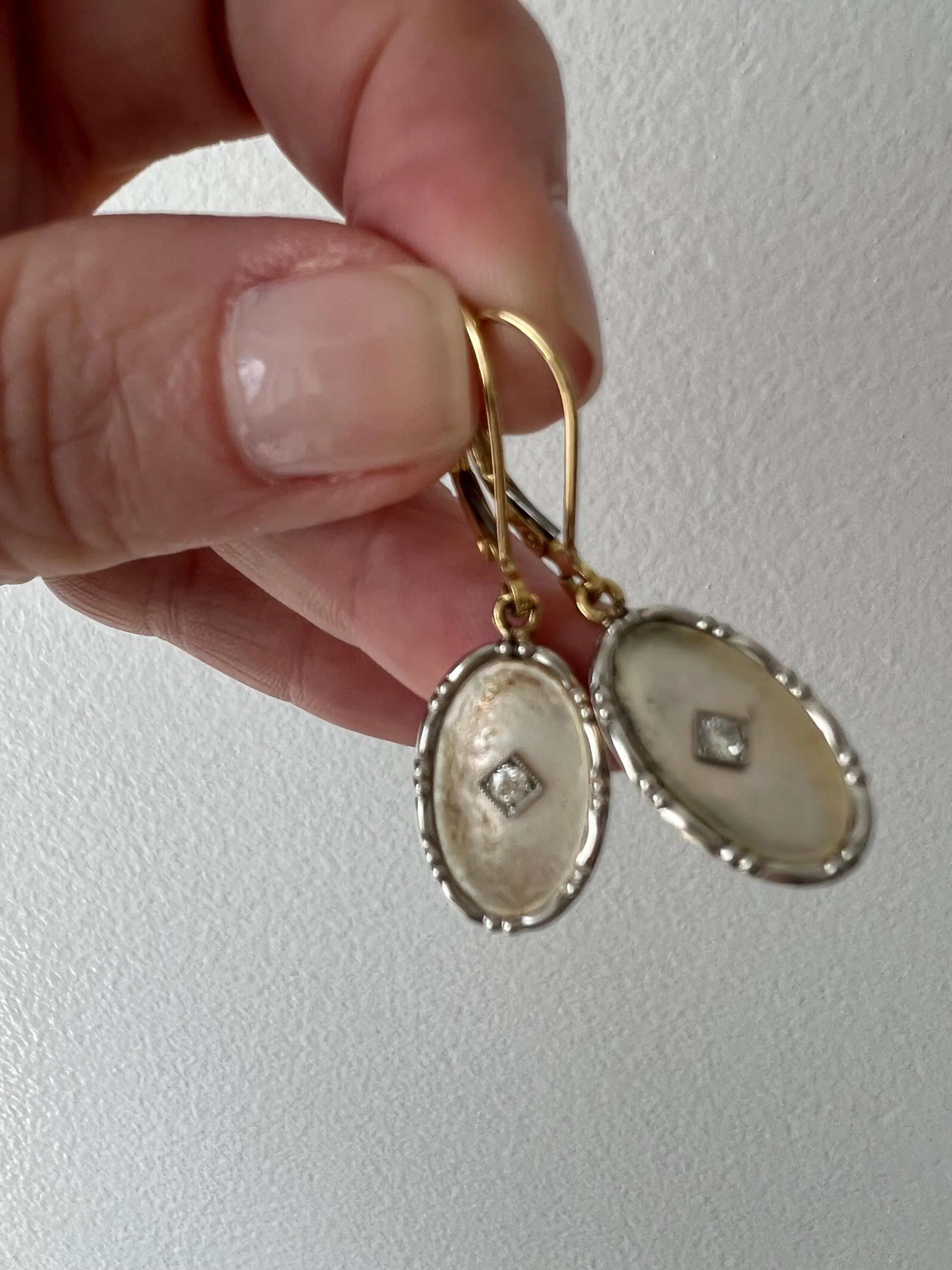 Awesome Vintage 18K Yellow Gold Mother of Pearl and Diamond Dangle Earrings.