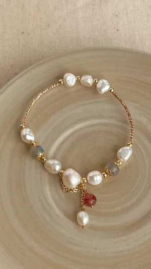 Baroque Pearl Bracelet