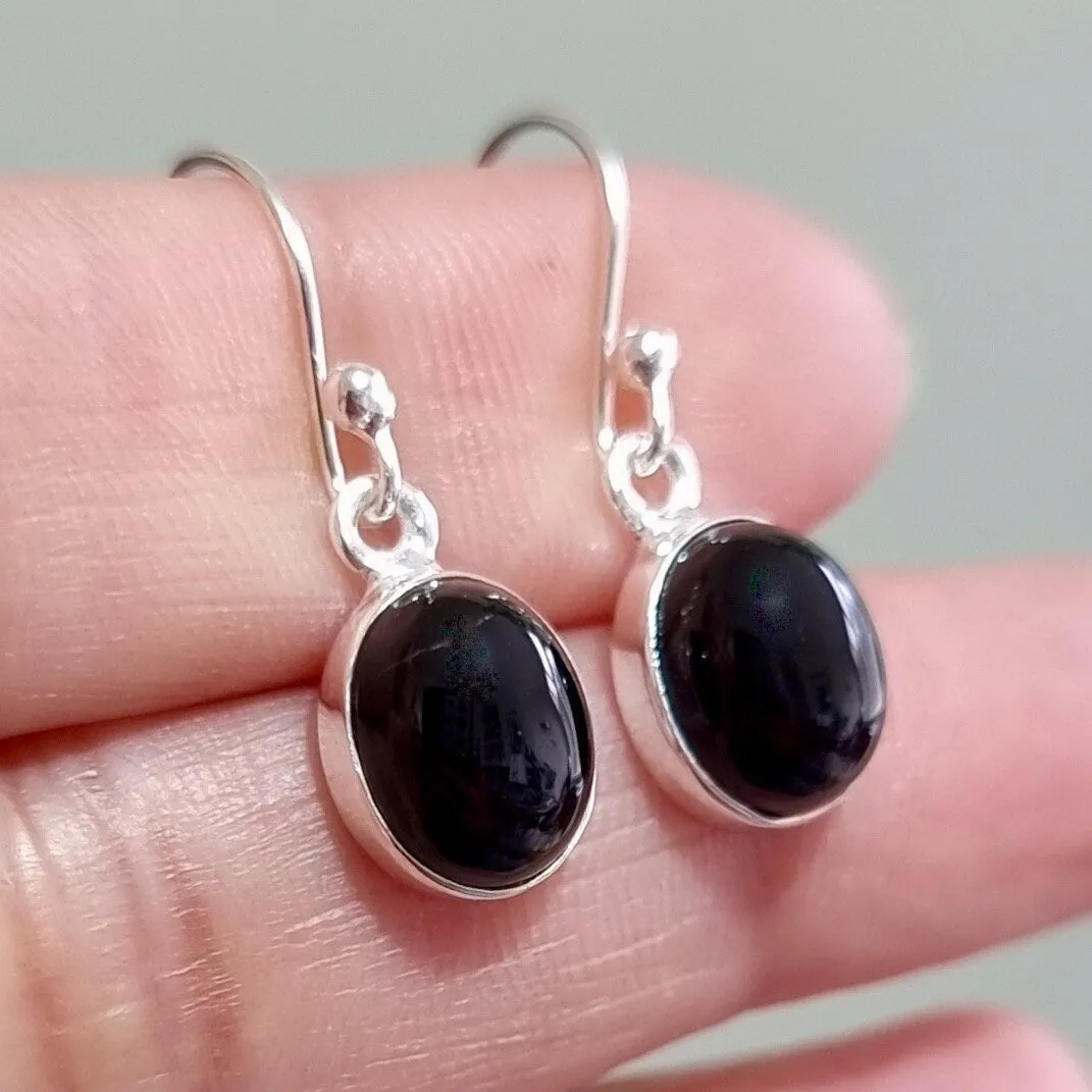 Black Onyx Oval 10mm x 8mm 925 Silver Earrings, E7O
