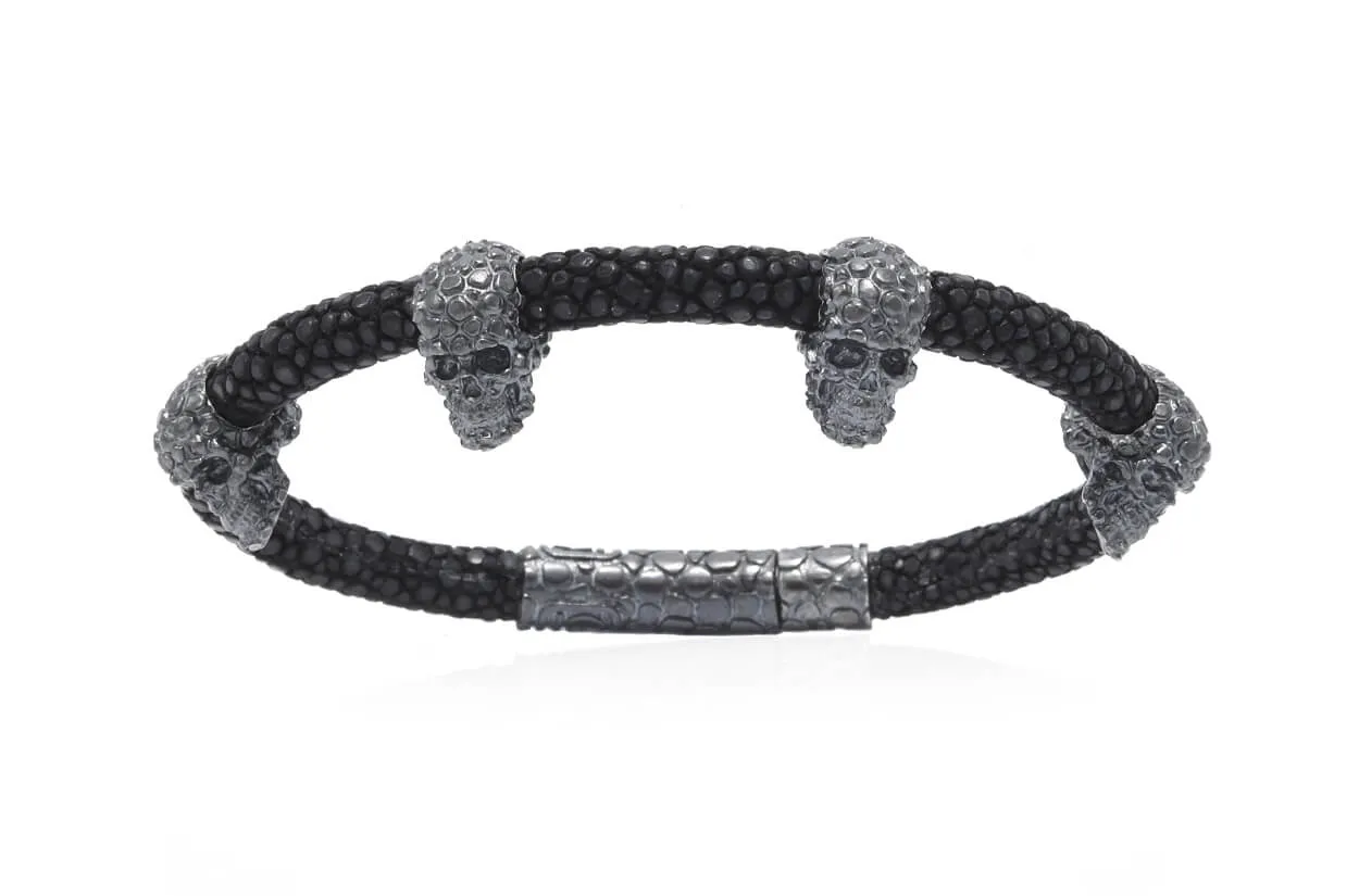 Bracelet LivingSkull Men Stingray Leather & Four Human Skulls