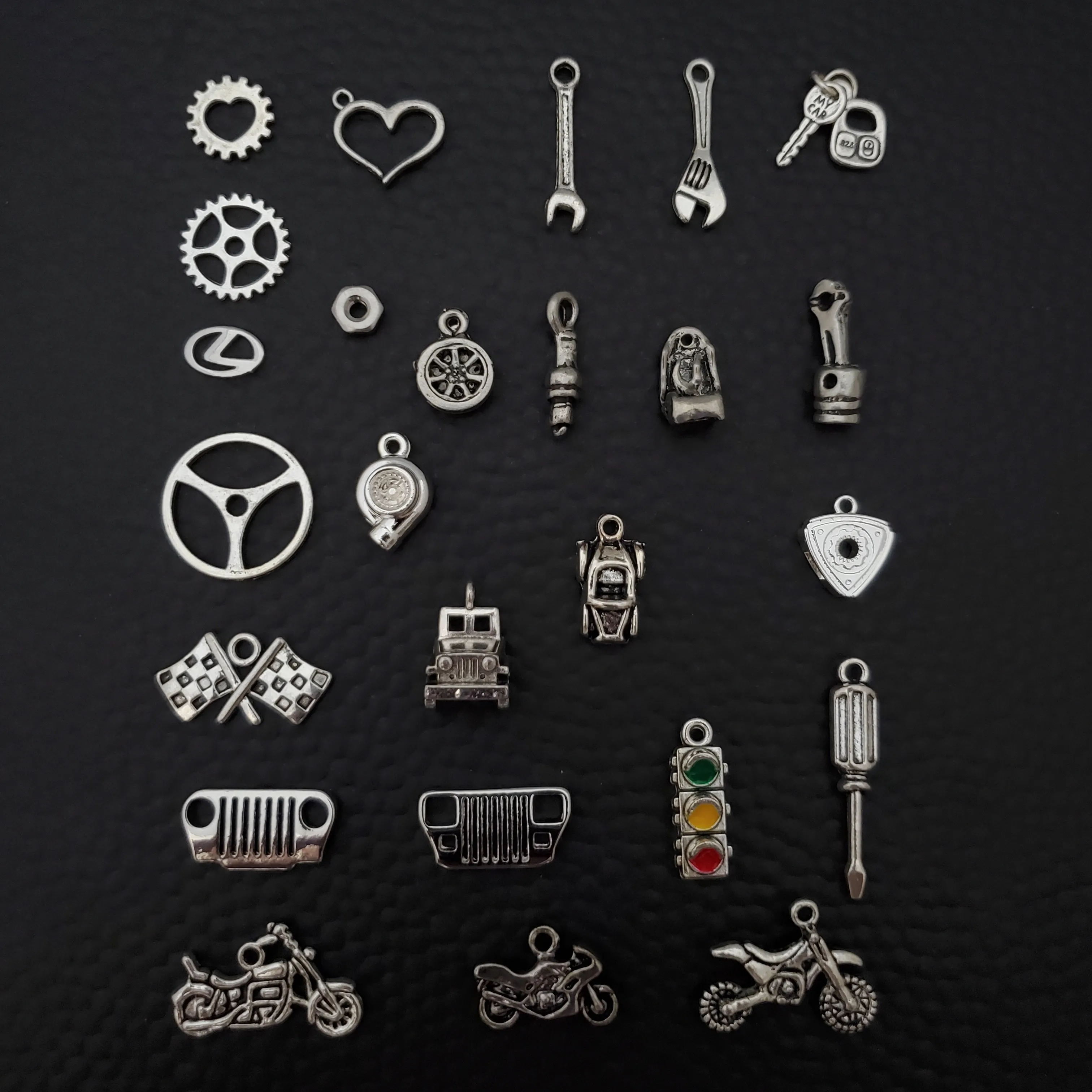 Car Part Choker