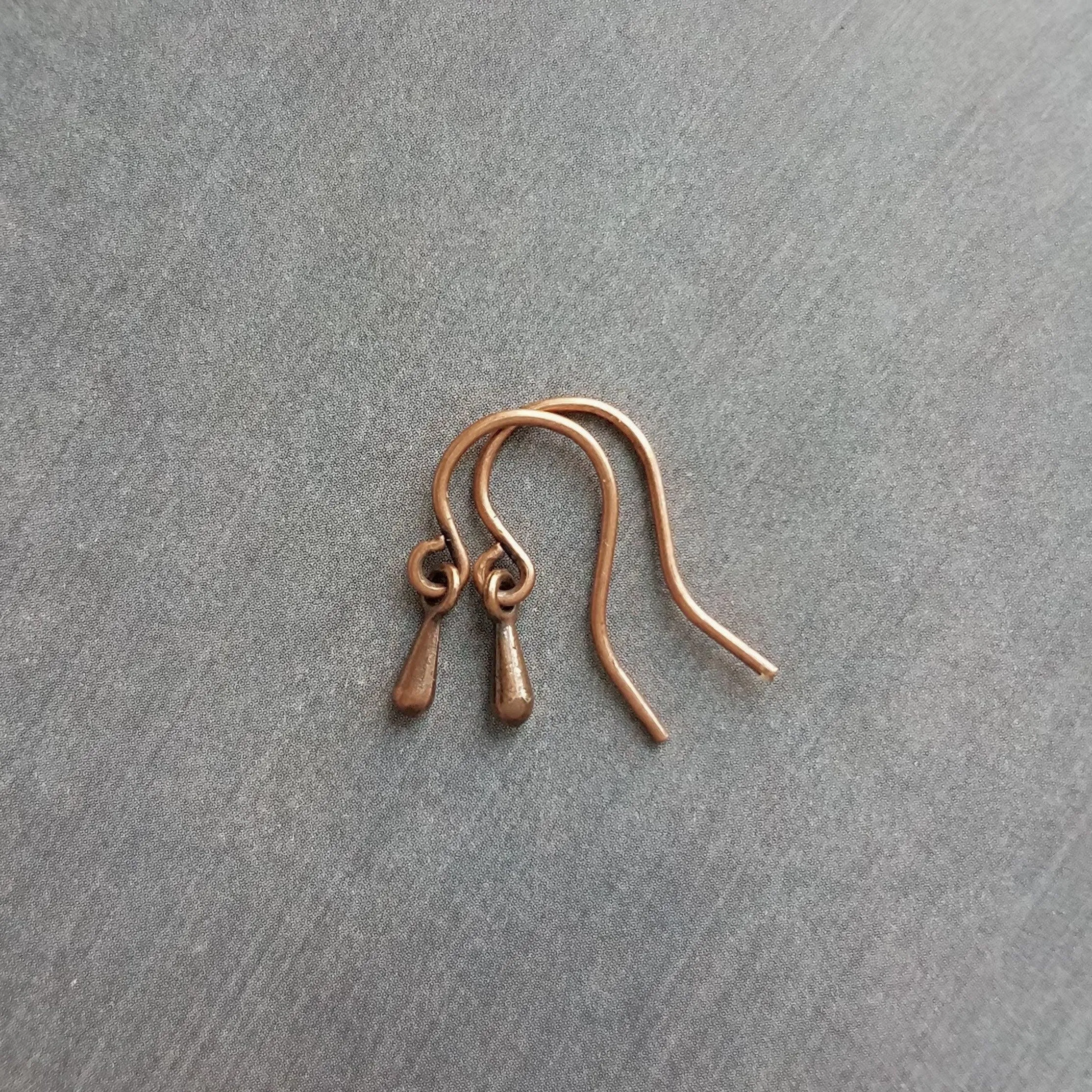 Copper Teardrop Earrings, copper drop earring, tiny copper earring, antique copper earring, small copper drop earring, copper dangle earing