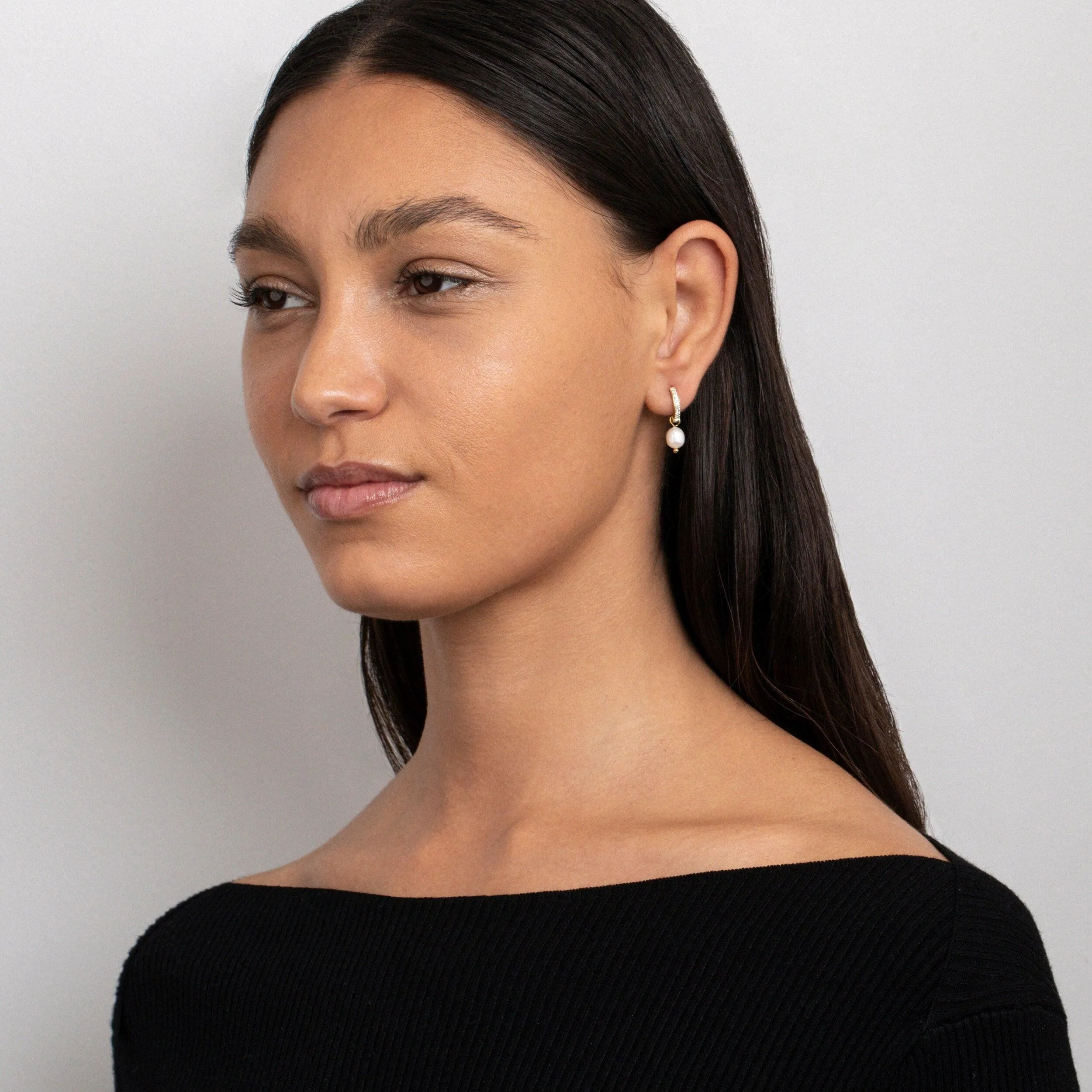 Dainty Pearl Earrings - 18K Gold Vermeil