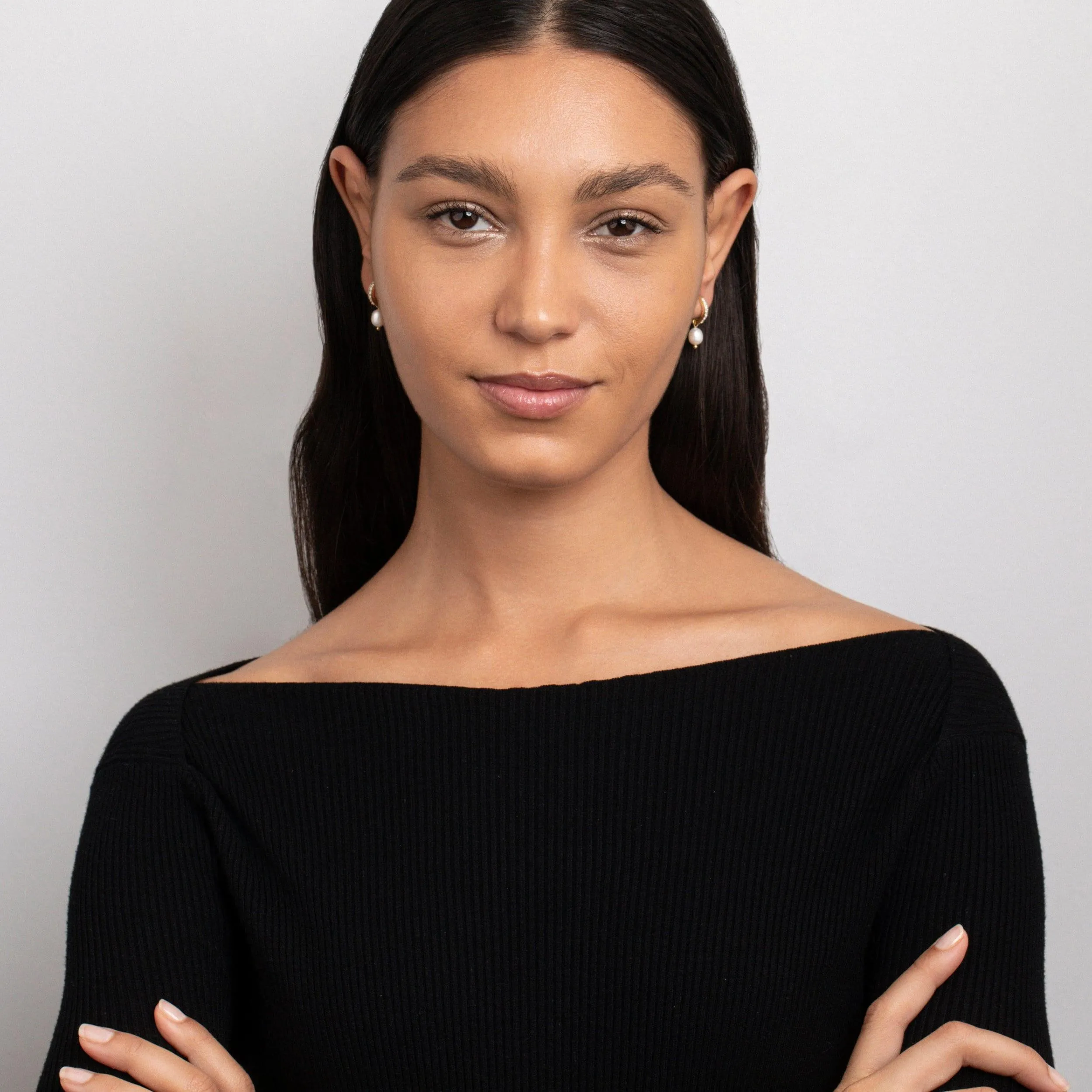 Dainty Pearl Earrings - 18K Gold Vermeil