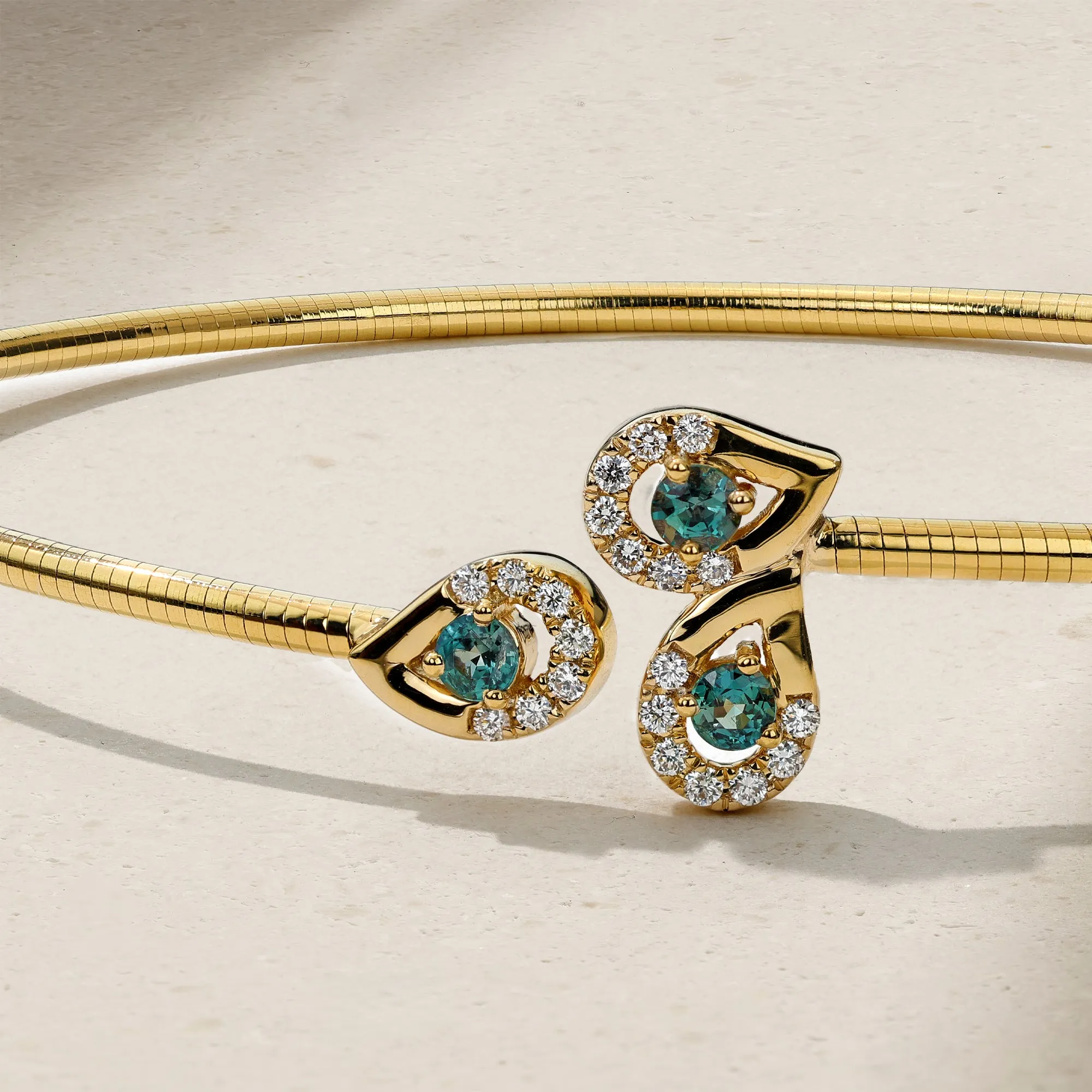 Dewdrop Alexandrite and Diamond Flex Bangle