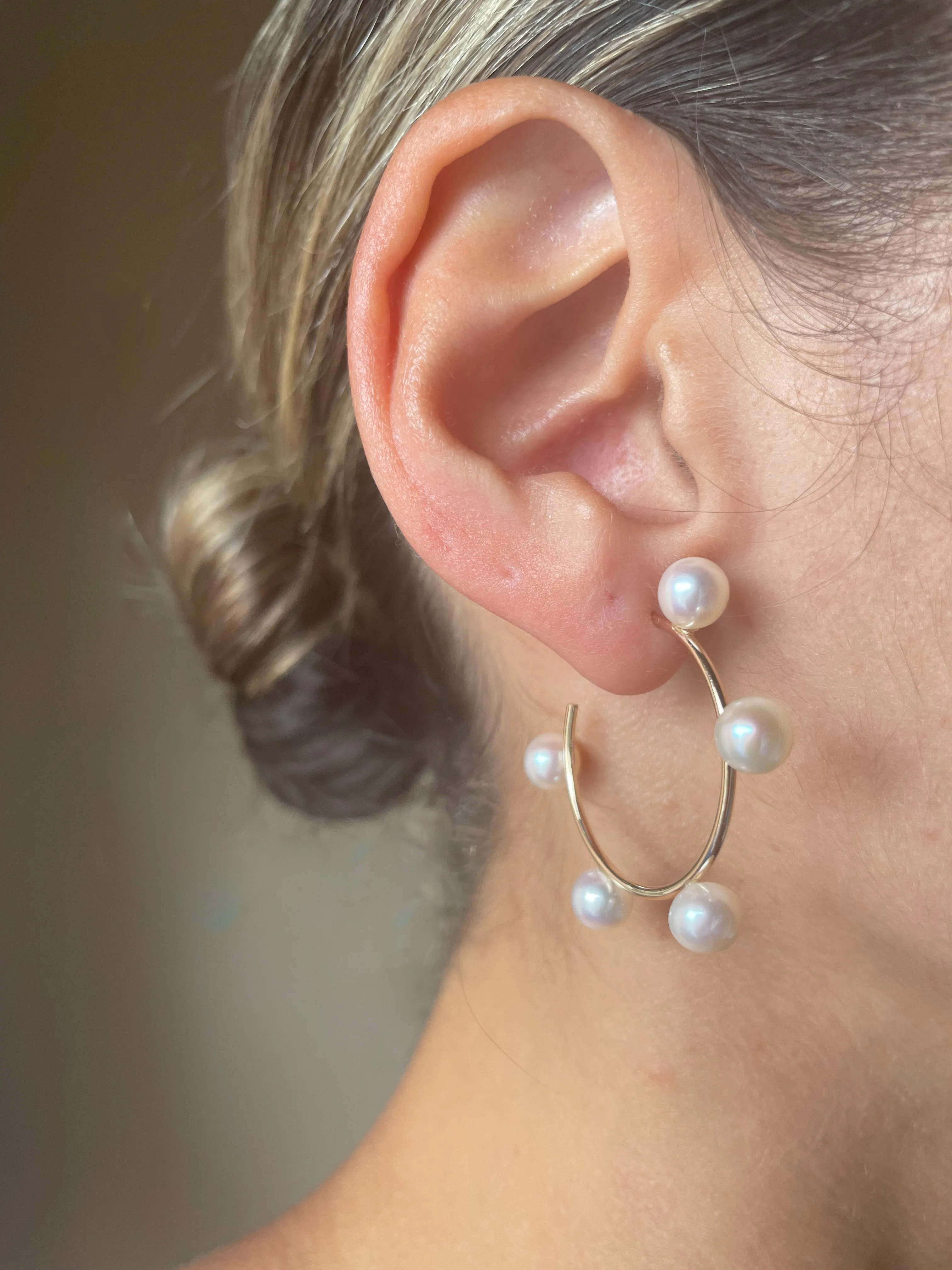 Diana Small Pearl Hoops