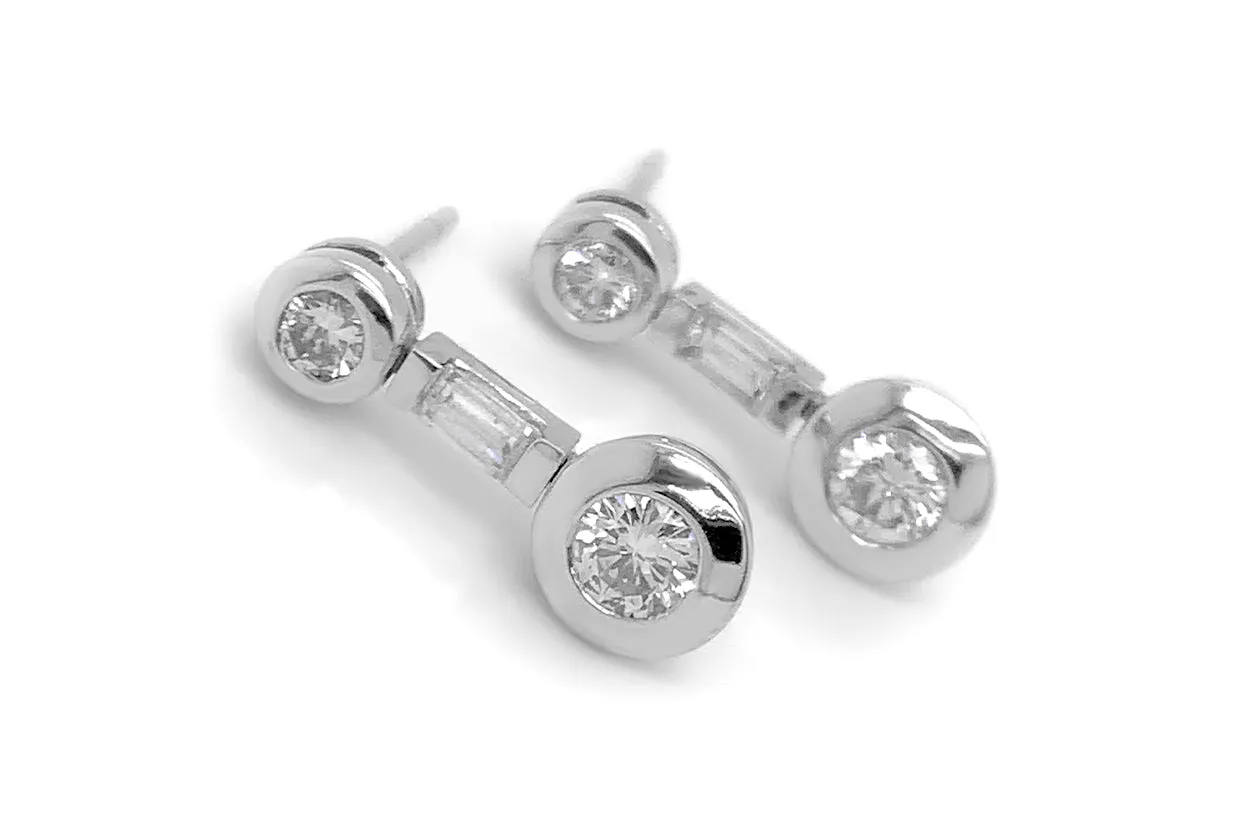 Earrings 18kt Gold Small Drop with Diamonds