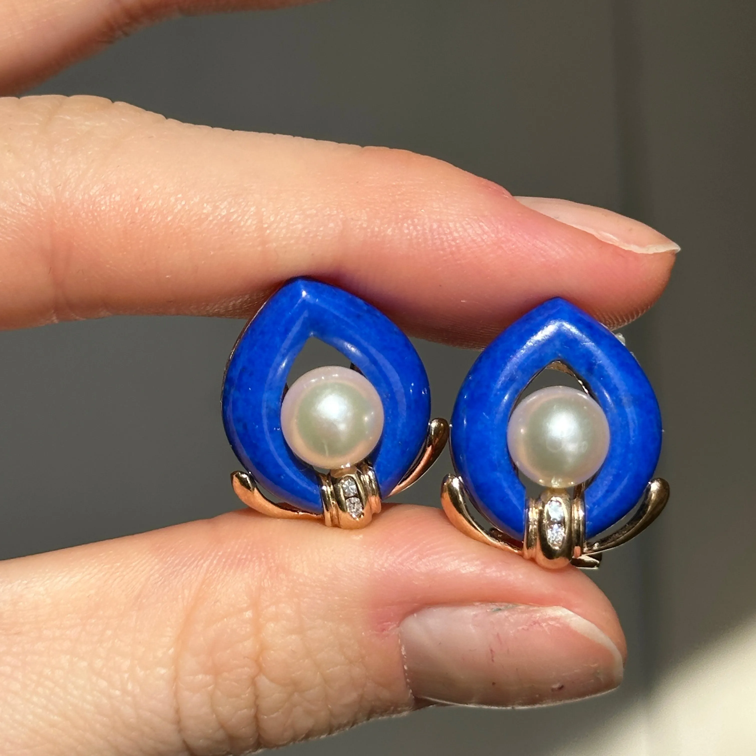 Estate 14KT Yellow Gold Blue Lapis, Pearl   Diamond Earrings