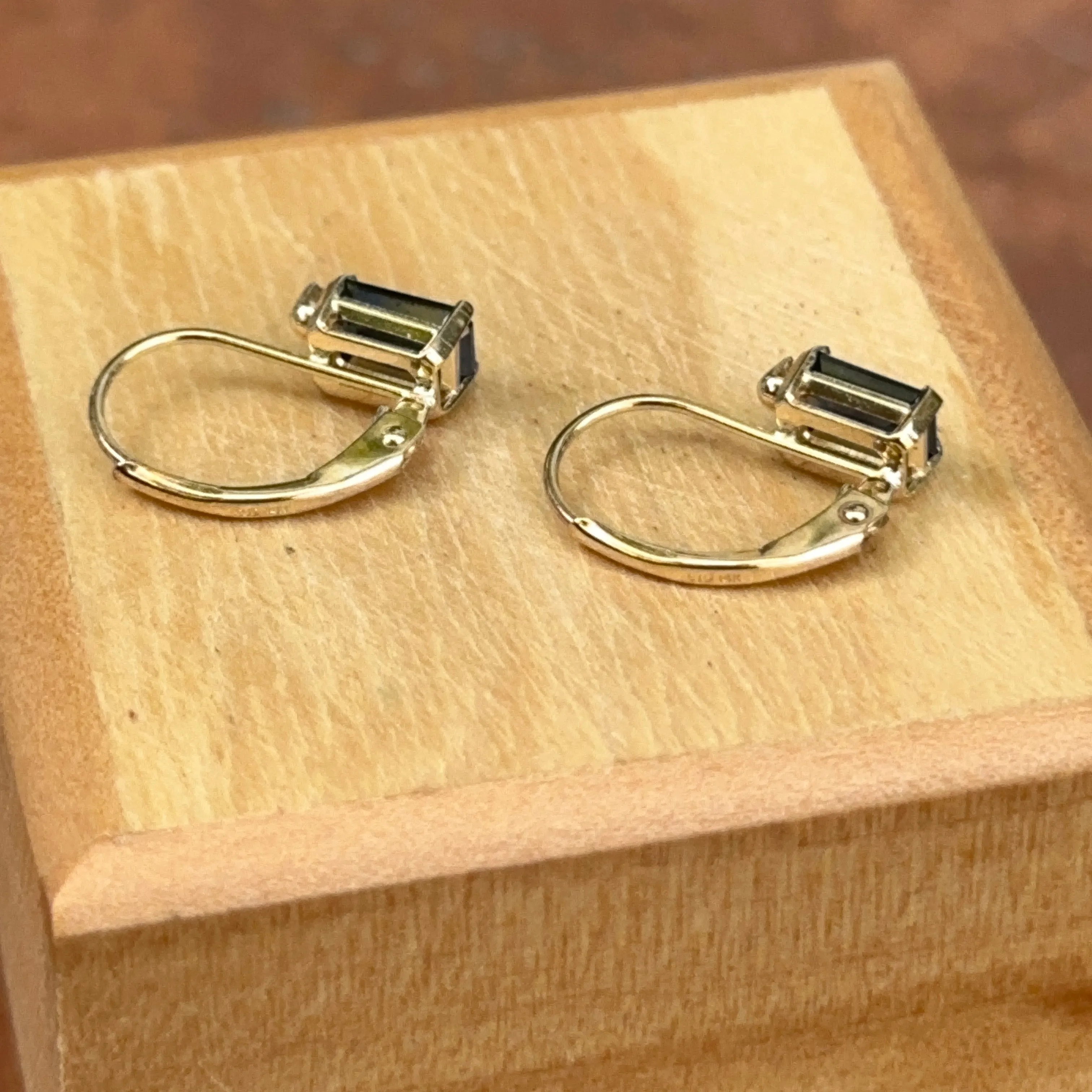 Estate 14KT Yellow Gold Emerald-Cut Blue Sapphire   Diamond Lever Back Earrings
