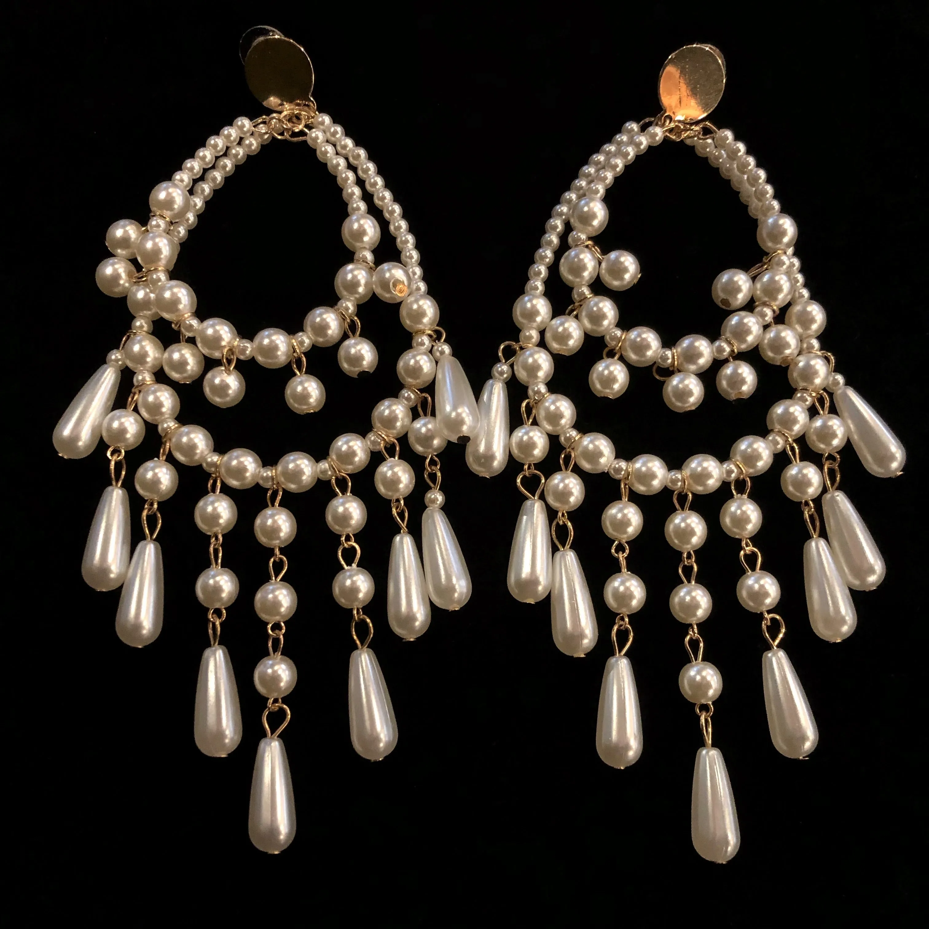 EXTRAVAGANT PEARL HOOP EARRINGS