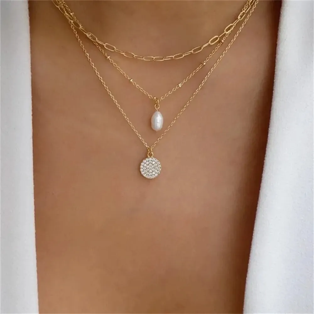 Fashion Gold Color Heart-Shaped Necklace For Women Trendy Multi-Layer Pendant Necklaces Set Jewelry Gifts