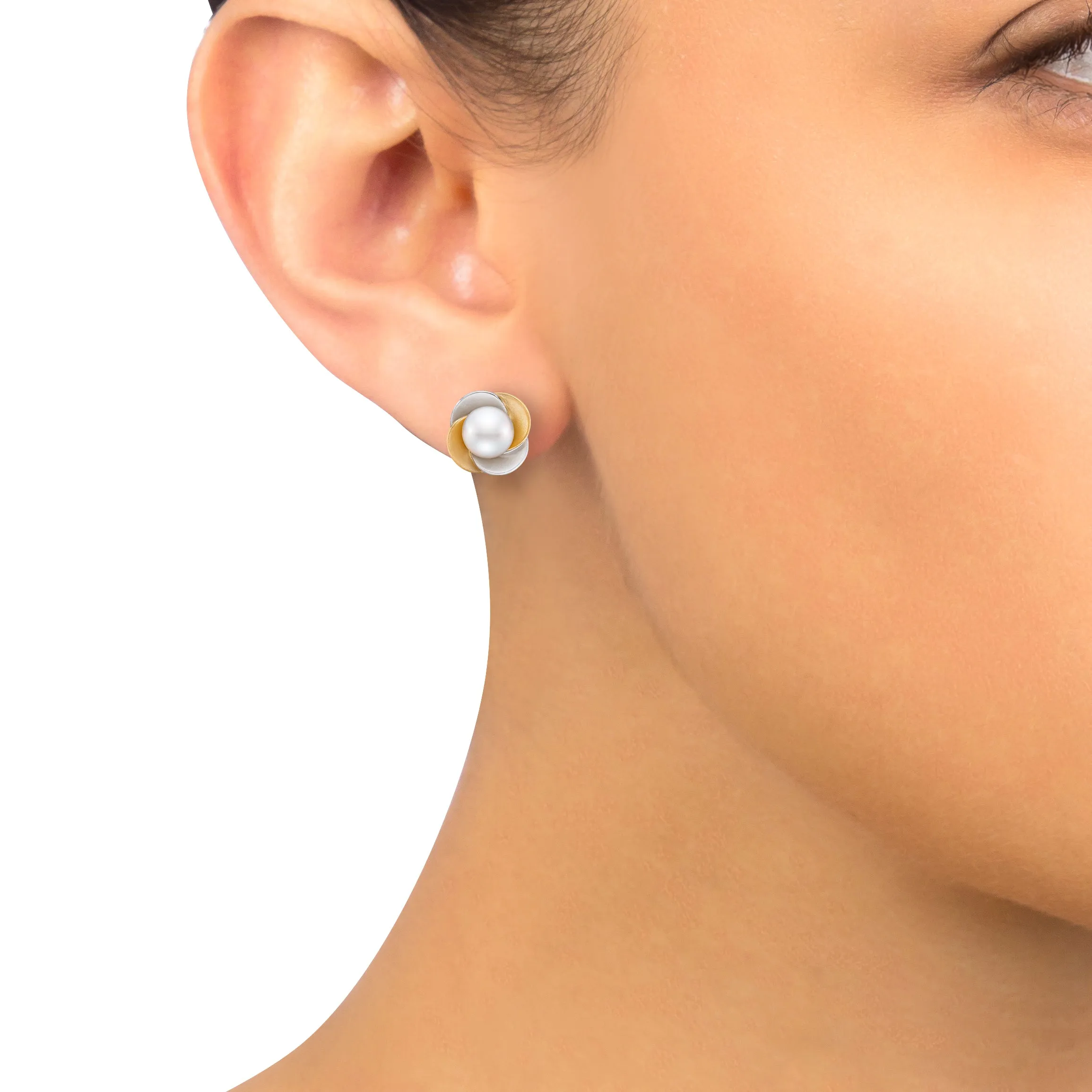 Freshwater Pearl Flower Earrings
