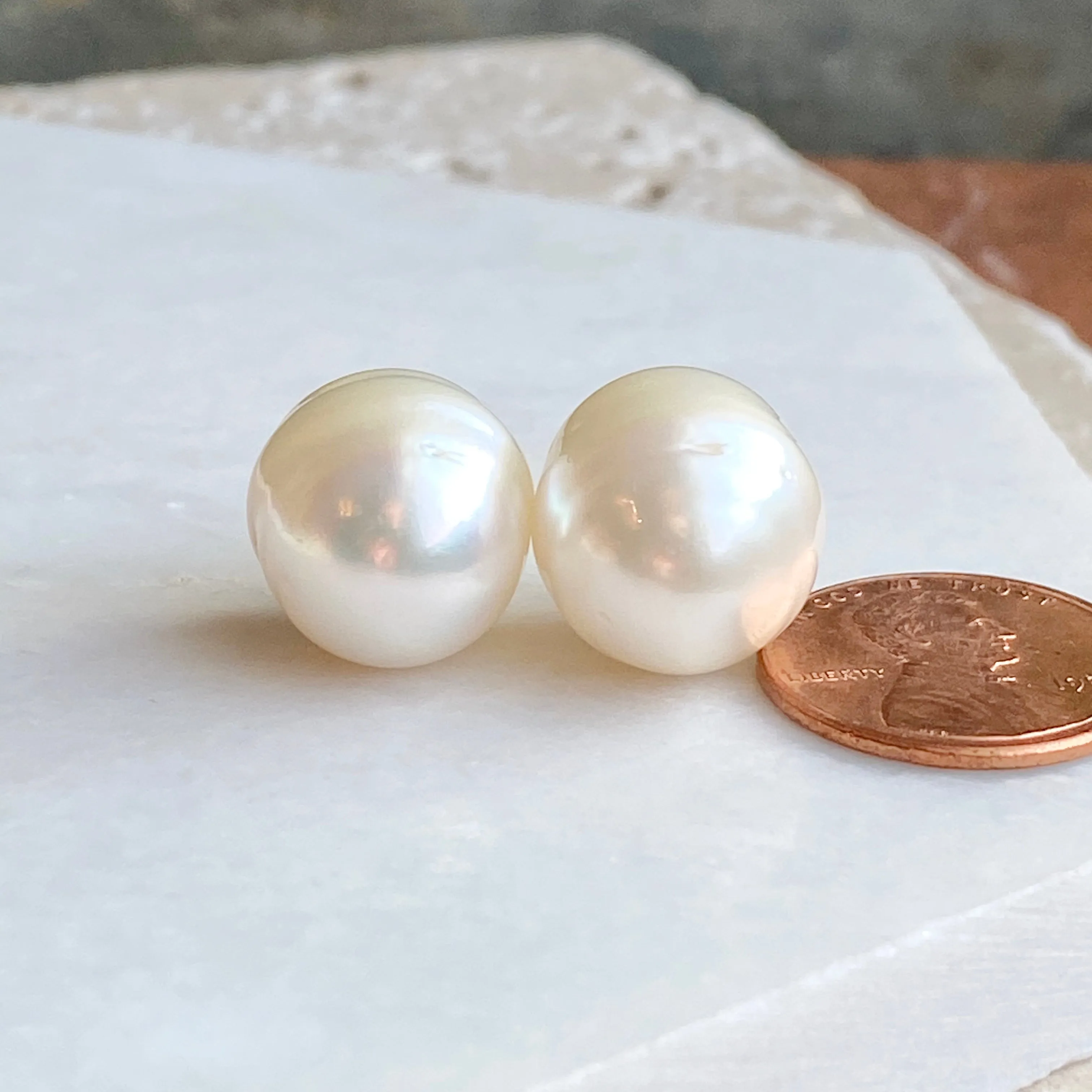 Genuine Paspaley South Sea Loose Pearl Pair "Fashion" Quality 14mm