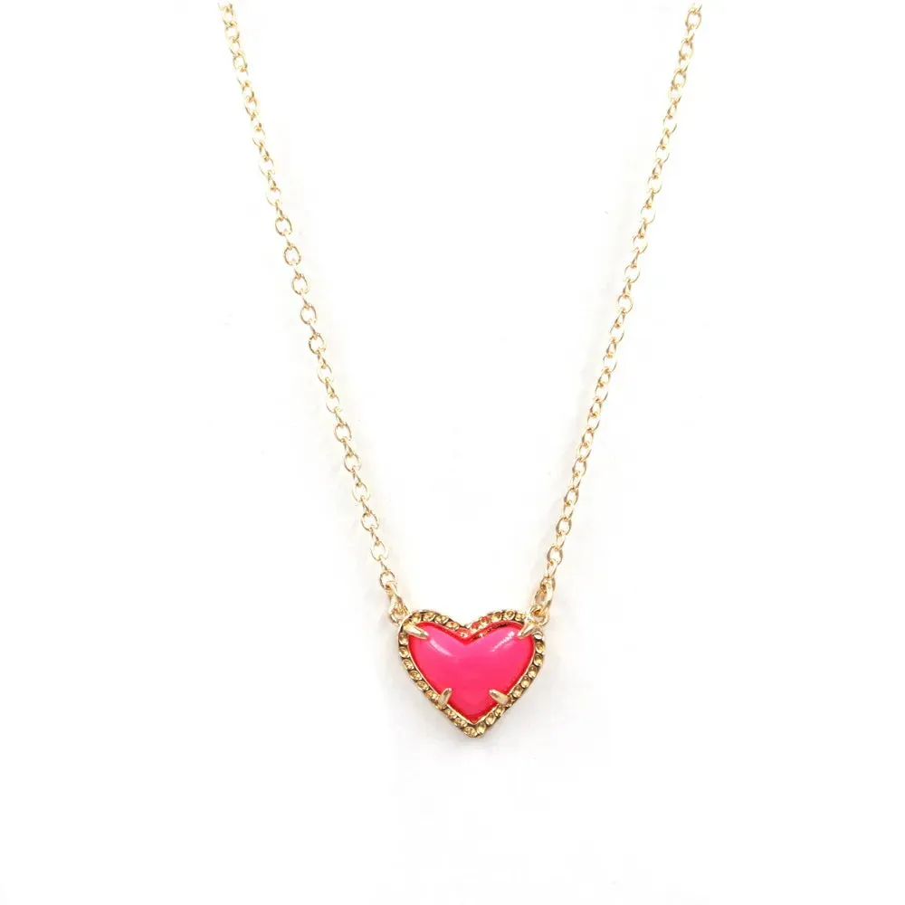 Gift Glitter Abalone Stone Small Heart Shaped 3D Resin Shell Mini Love Necklaces for Women Pendants