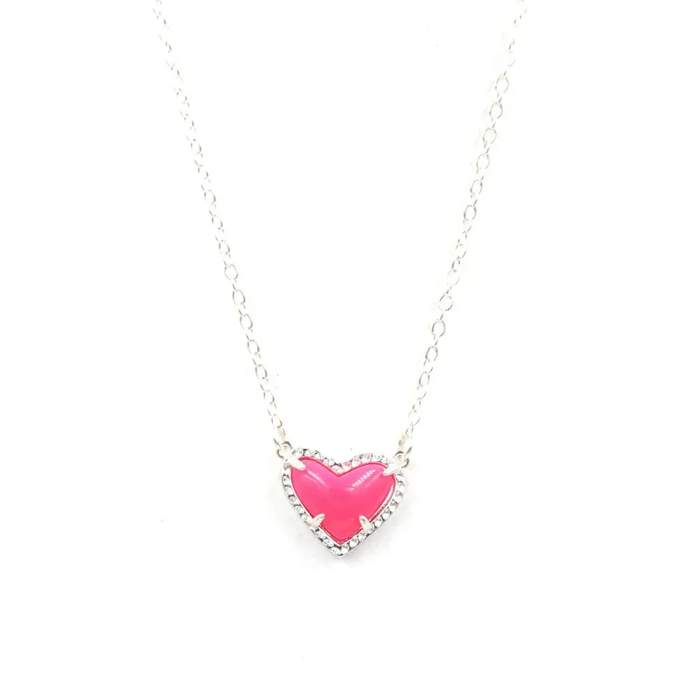 Gift Glitter Abalone Stone Small Heart Shaped 3D Resin Shell Mini Love Necklaces for Women Pendants