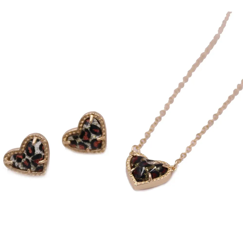 Gift Glitter Abalone Stone Small Heart Shaped 3D Resin Shell Mini Love Necklaces for Women Pendants
