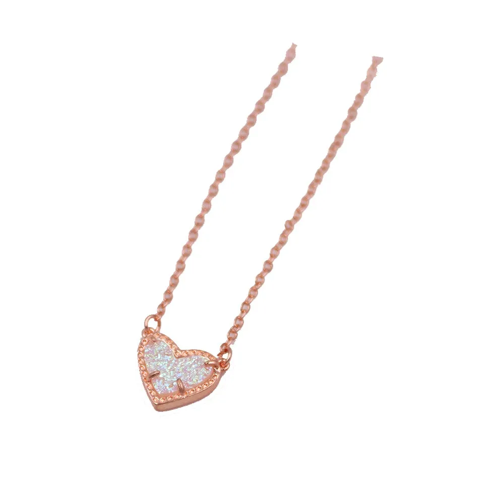 Gift Glitter Abalone Stone Small Heart Shaped 3D Resin Shell Mini Love Necklaces for Women Pendants