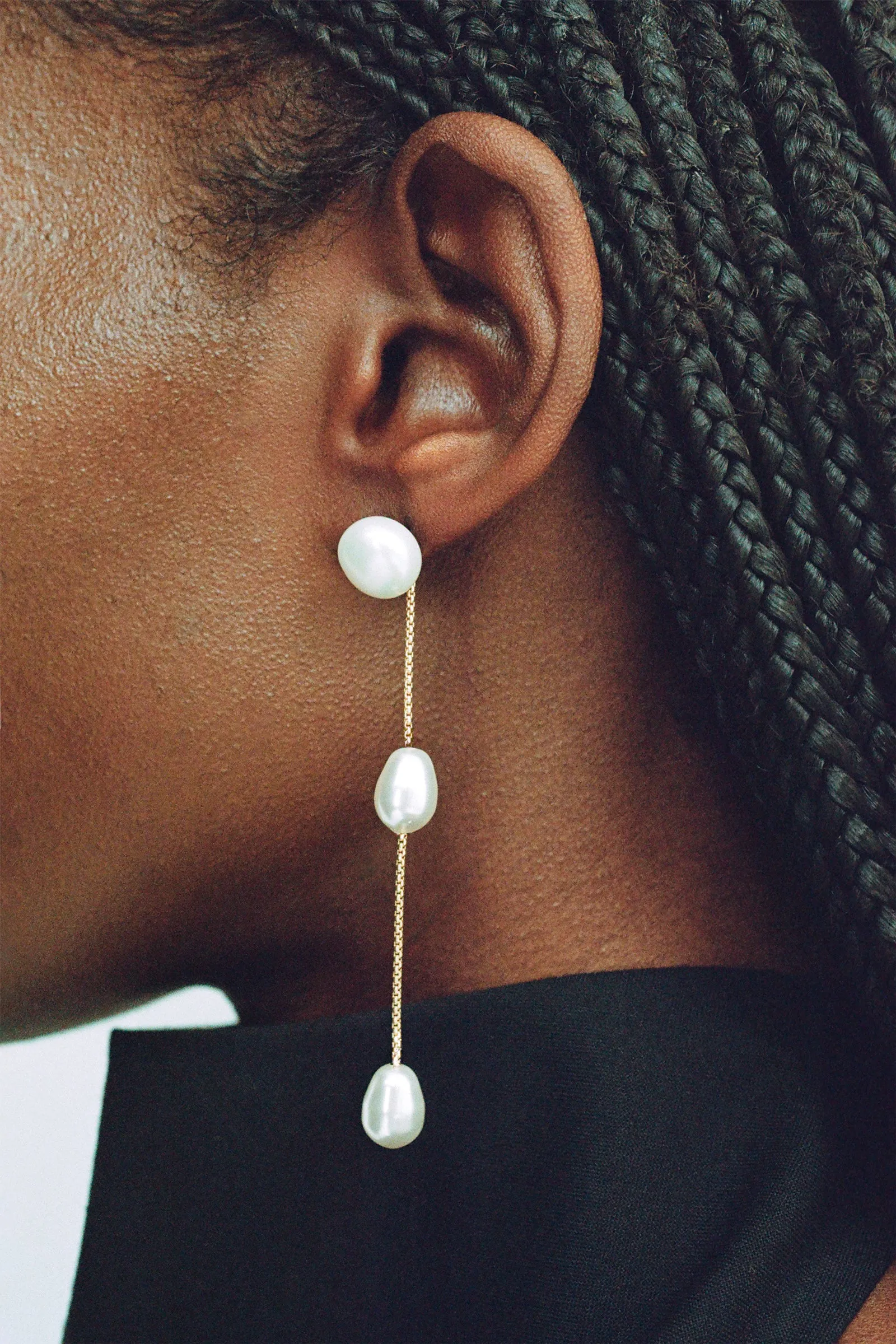 GOLD SMALL PEARL DROP EARRINGS