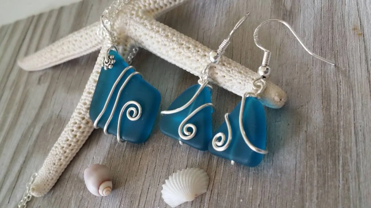 Hawaiian Jewelry Sea Glass Set, Wired Wrapped Teal Necklace Earrings Jewelry Set, Beach Jewelry Sea Glass Jewelry For Women Unique Jewelry