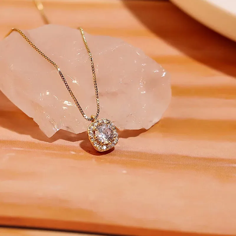Korean Fashion Heart Shaped Zircon Necklace