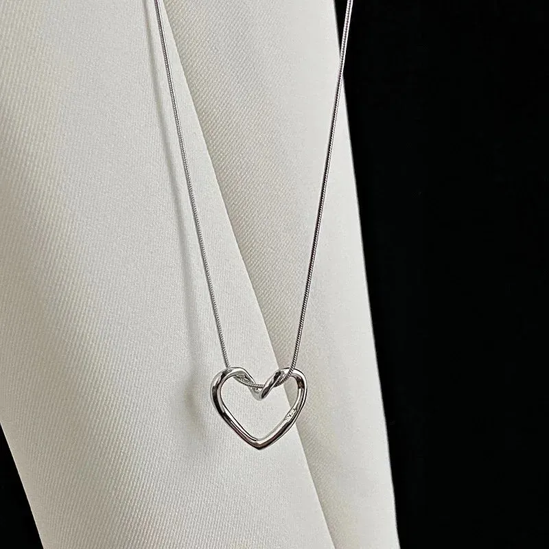 Korean Fashion Heart Shaped Zircon Necklace