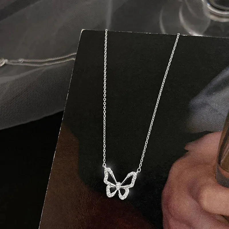 Korean Fashion Heart Shaped Zircon Necklace