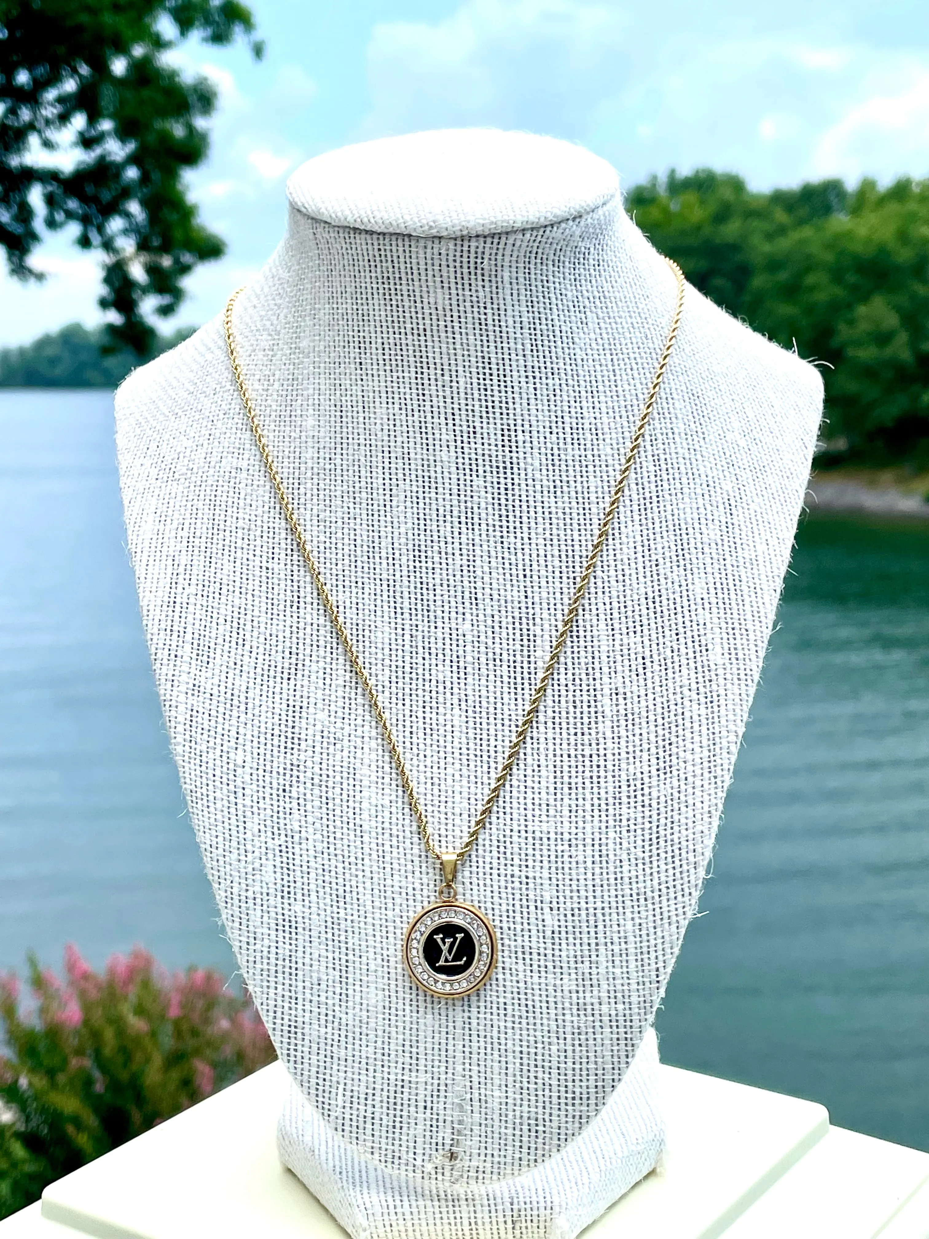 LV Swarovski Crystal Halo Pendant Necklace- BLACK/GOLD