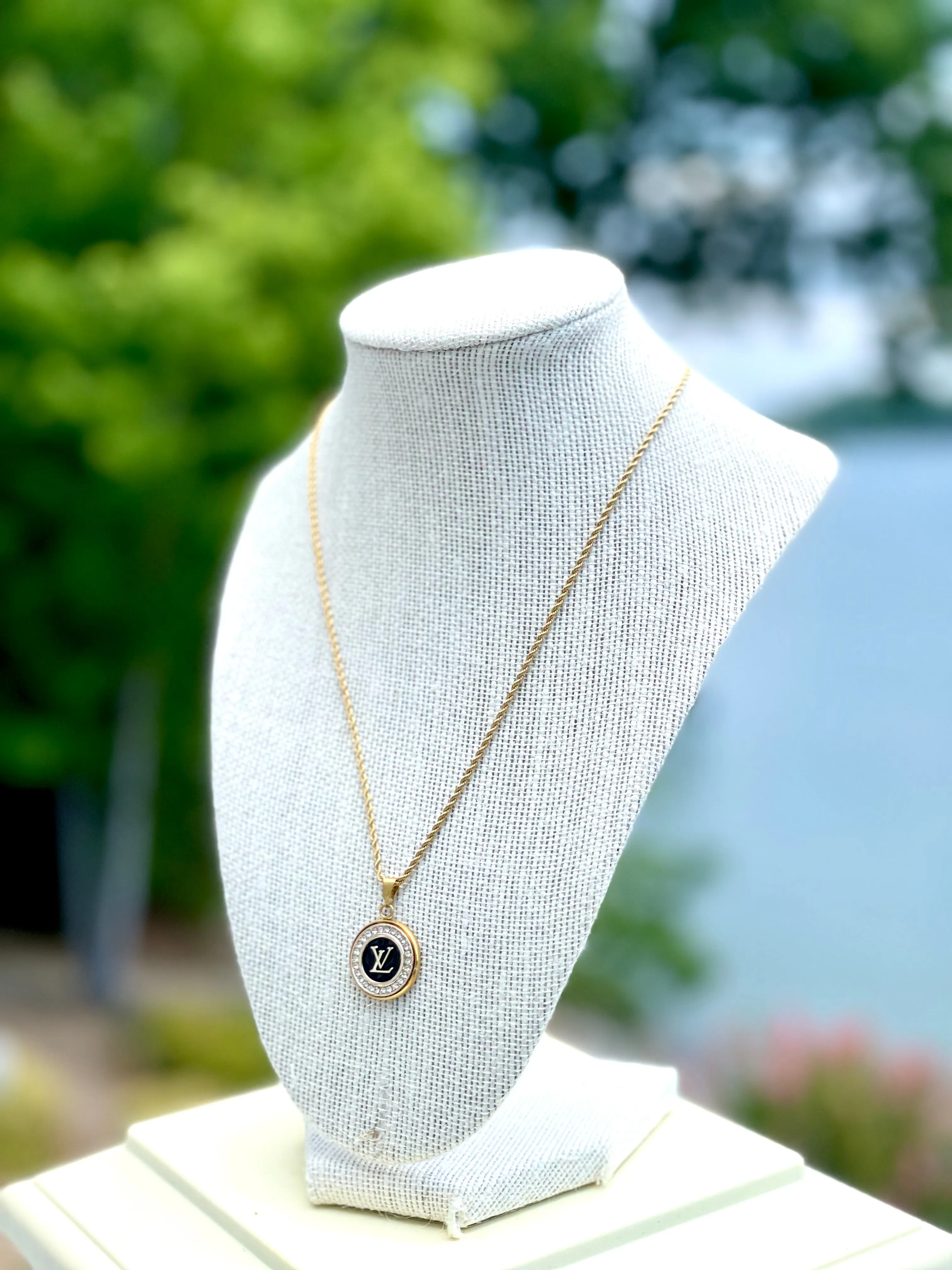 LV Swarovski Crystal Halo Pendant Necklace- BLACK/GOLD