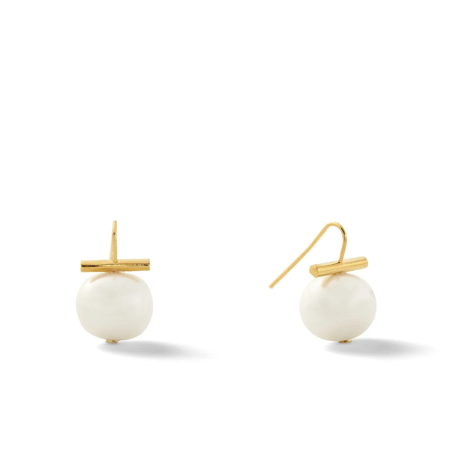 Medium Pebble Pearl Earring
