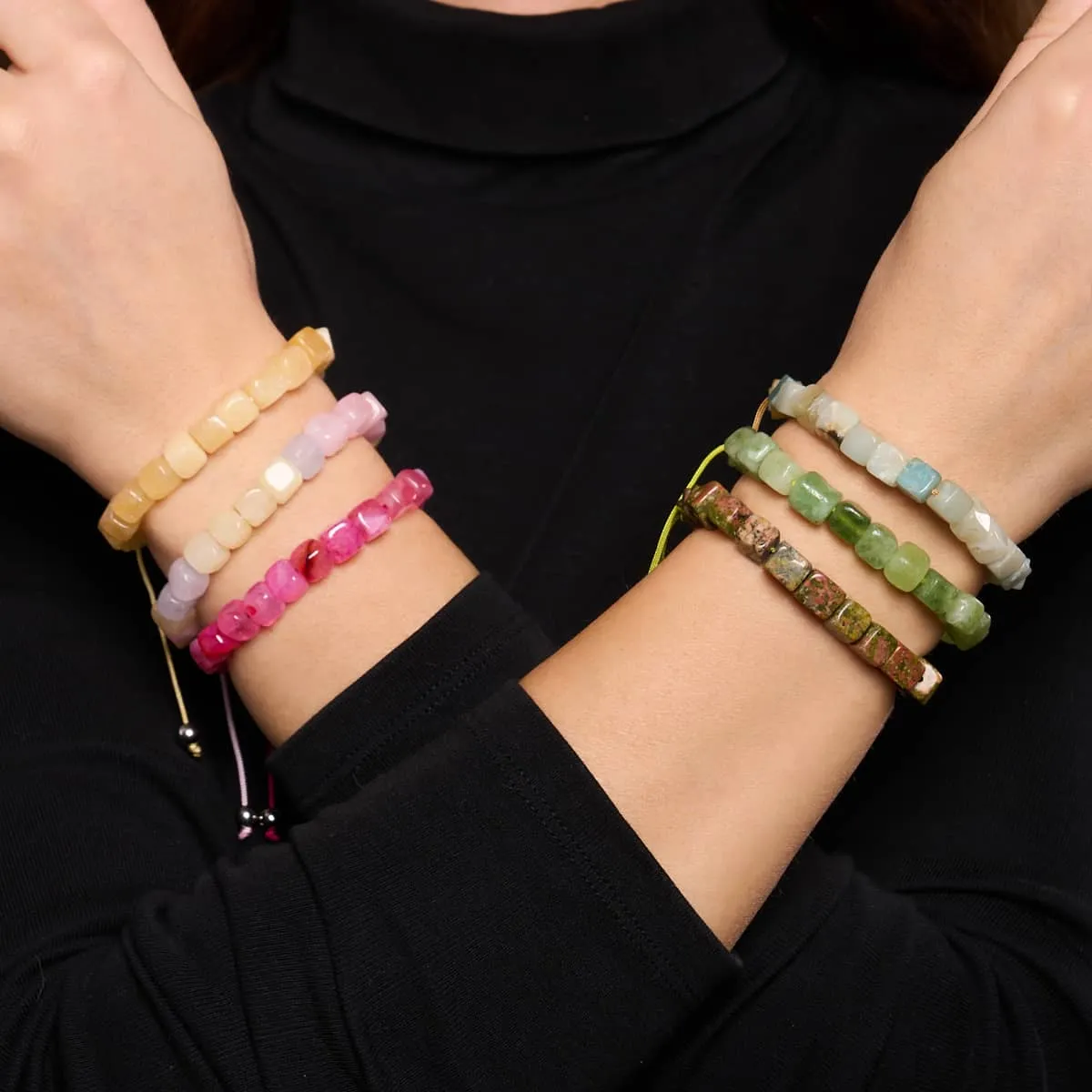 Morgan Quartz | Silver | Gemstone Pebble Macrame Bracelet