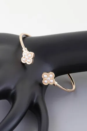 Open Pearled Clover Bracelet
