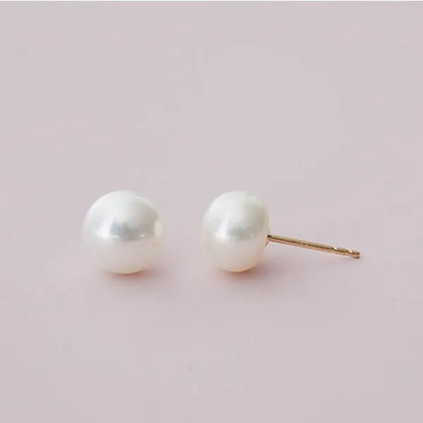Pearl Stud Earring