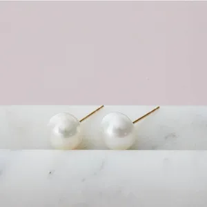 Pearl Stud Earring