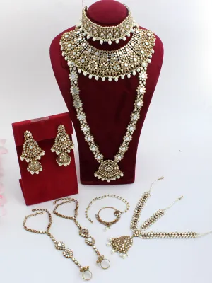 Rasika Mirror Bridal Set with Mathapatti