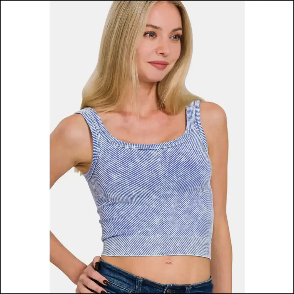 Ribbed Scoop Neck Perfection: Because your Wardrobe Deserves Therapy! 🎉