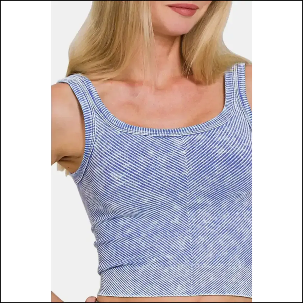 Ribbed Scoop Neck Perfection: Because your Wardrobe Deserves Therapy! 🎉