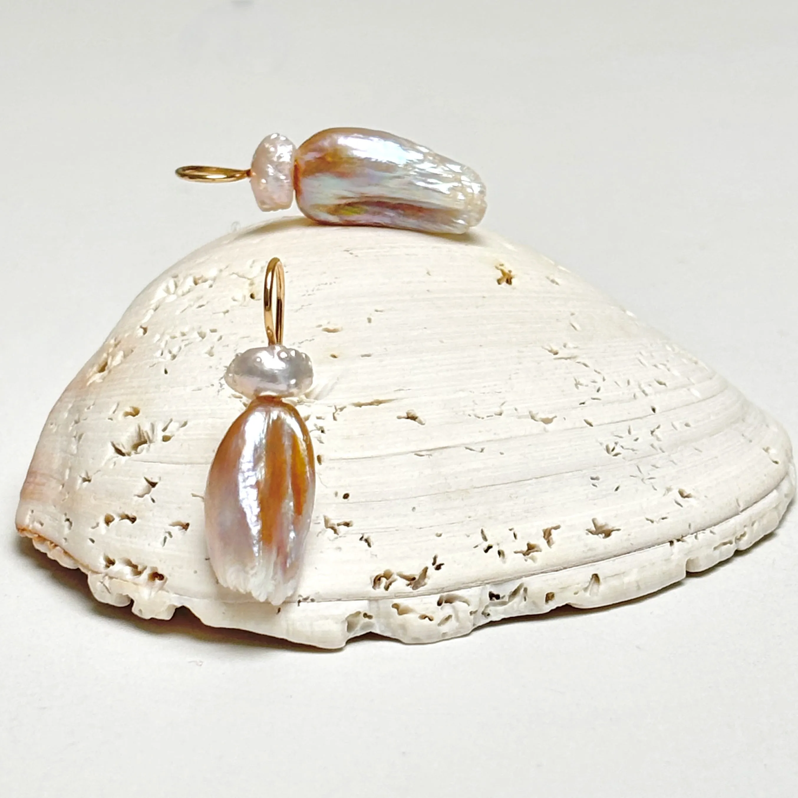 rosebud feather dream pearl earrings